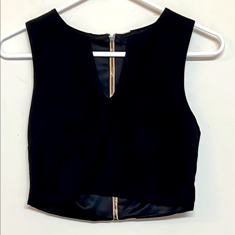 🌞 Forever 21 NWT Elegant Black & Tan Sleeveless v-neck knit top zips up women S